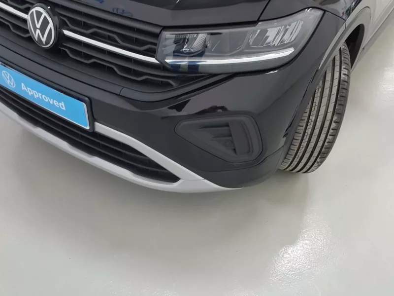 VOLKSWAGEN T-CROSS Gasolina 2024 segunda-mano Jaén