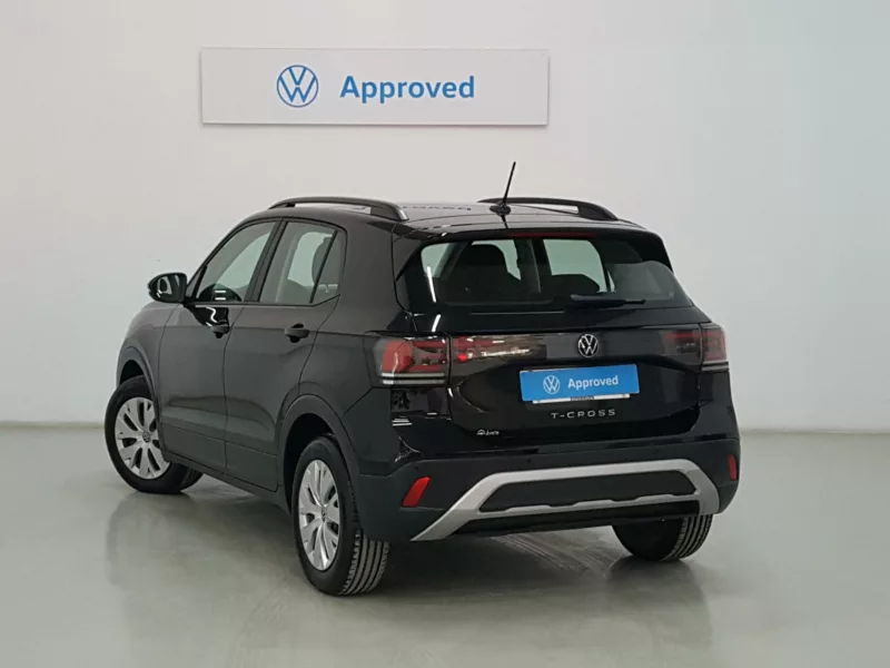 VOLKSWAGEN T-CROSS Gasolina 2024 segunda-mano Jaén