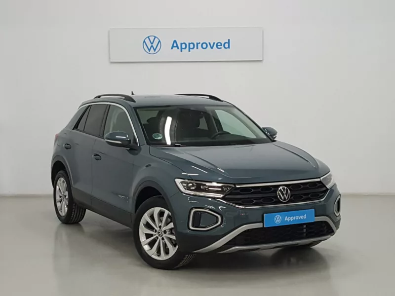 VOLKSWAGEN T-ROC Gasolina 2024 segunda-mano Jaén