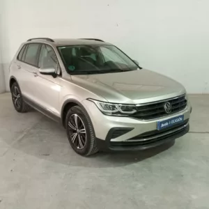 VOLKSWAGEN TIGUAN Gasolina 2024 segunda-mano Jaén