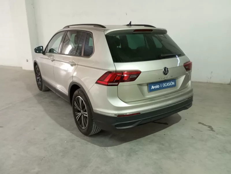 VOLKSWAGEN TIGUAN Gasolina 2024 segunda-mano Jaén