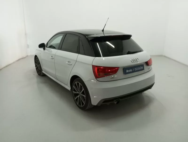 AUDI A1 SPORTBACK Gasolina 2015 segunda-mano Jaén