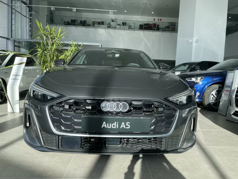 AUDI A5 Diesel nuevo entrega inmediata Jaén