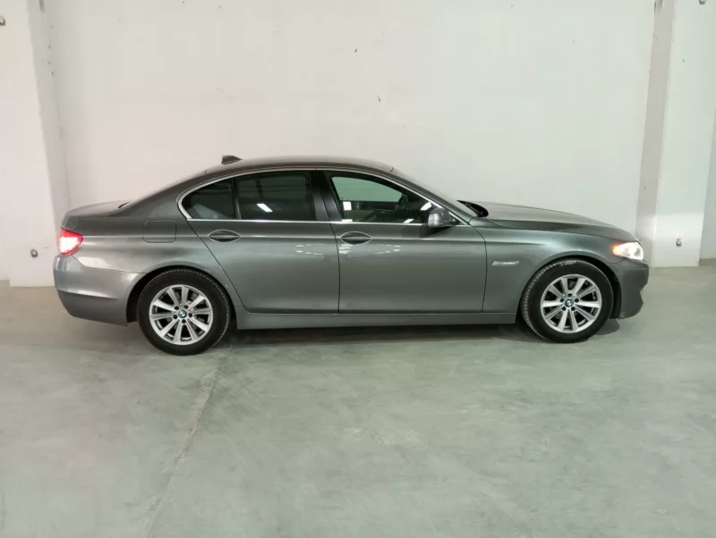 BMW 520dA Diesel 2011 segunda-mano Jaén