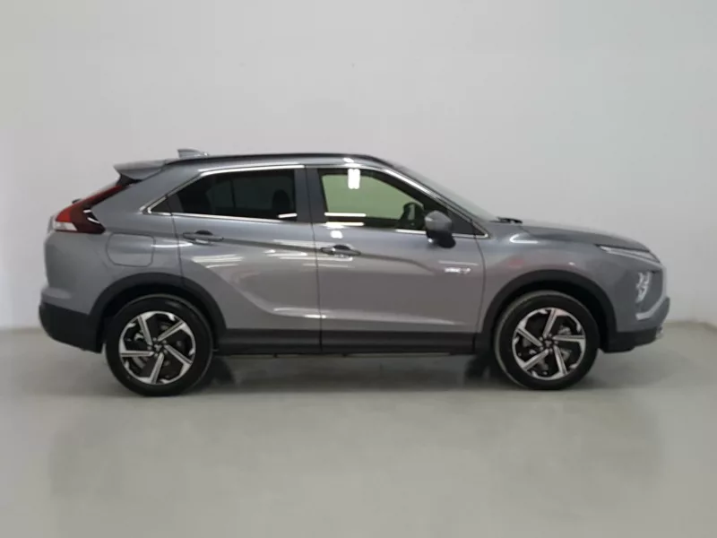 MITSUBISHI ECLIPSE CROSS PHEV Hibrido enchufable 2025 segunda-mano Jaén