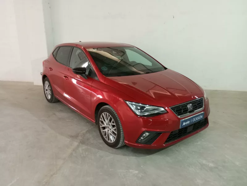 SEAT IBIZA Gasolina 2024 segunda-mano Jaén