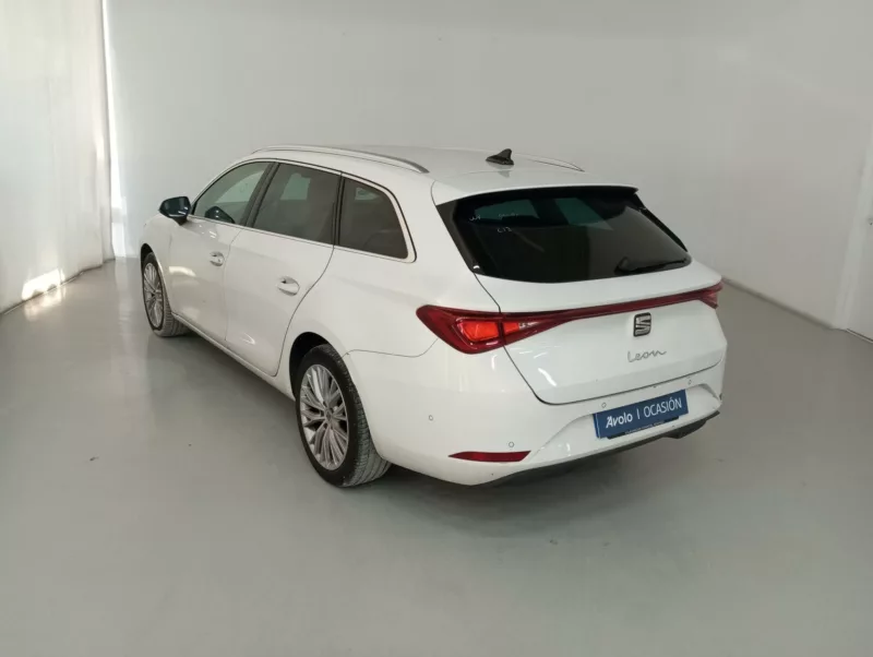 SEAT LEON Diesel 2020 segunda-mano Jaén