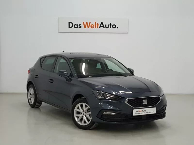 SEAT LEON Gasolina 2024 segunda-mano Jaén