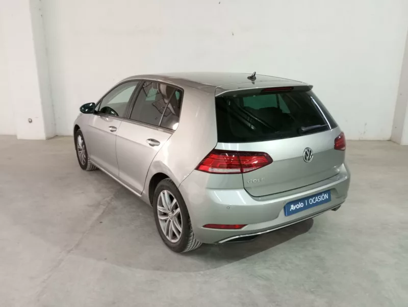 VOLKSWAGEN GOLF Gasolina 2018 segunda-mano Jaén