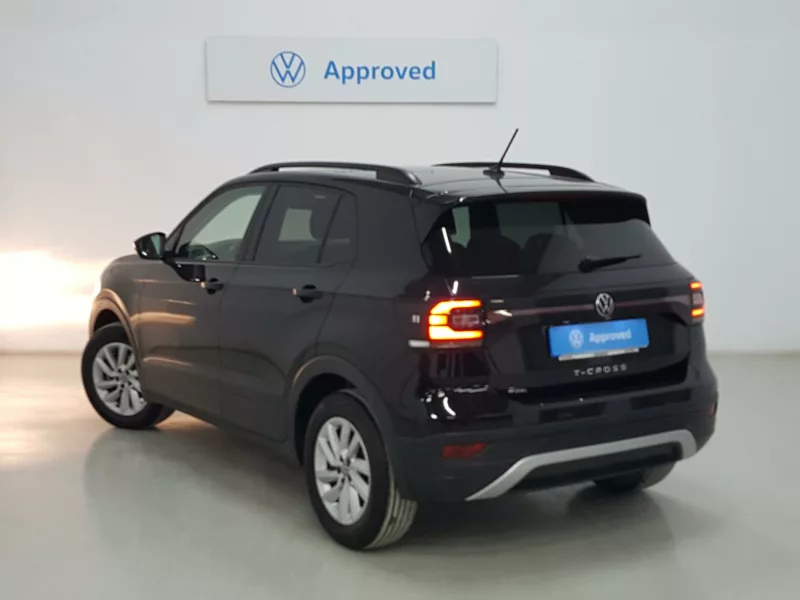 VOLKSWAGEN T-CROSS Gasolina 2021 segunda-mano Jaén