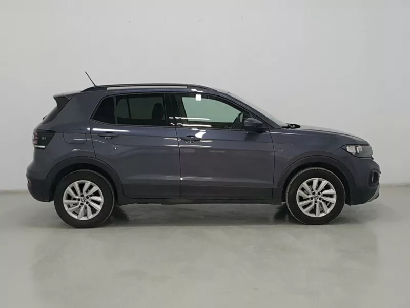 VOLKSWAGEN T-CROSS Gasolina 2023 segunda-mano Jaén