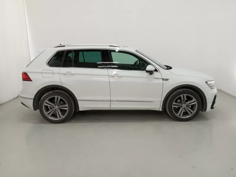 VOLKSWAGEN TIGUAN Gasolina 2019 segunda-mano Jaén