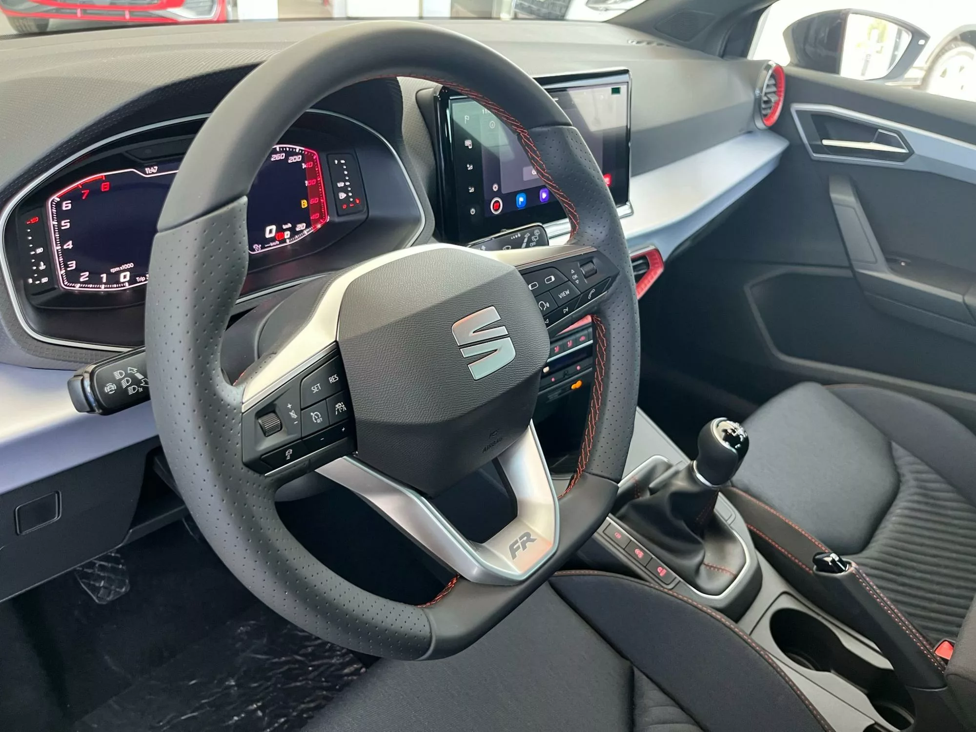 SEAT IBIZA IBIZA 1.0 TSI 85 KW (115 CV) START/STOP FR SALTA! 13 SEAT IBIZA Gasolina 2025 km 0 Jaén