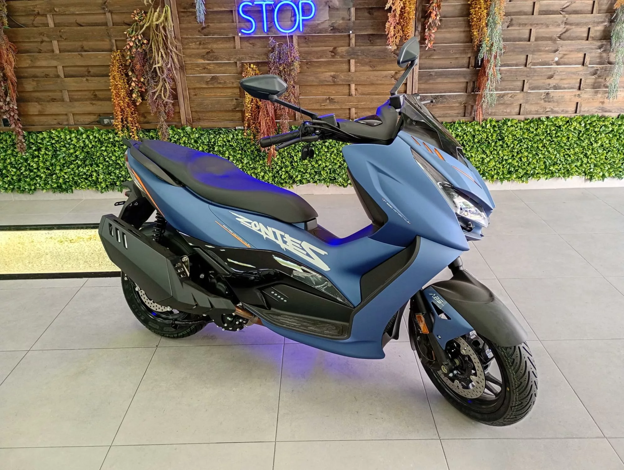 Placeholder Select Dynamic field