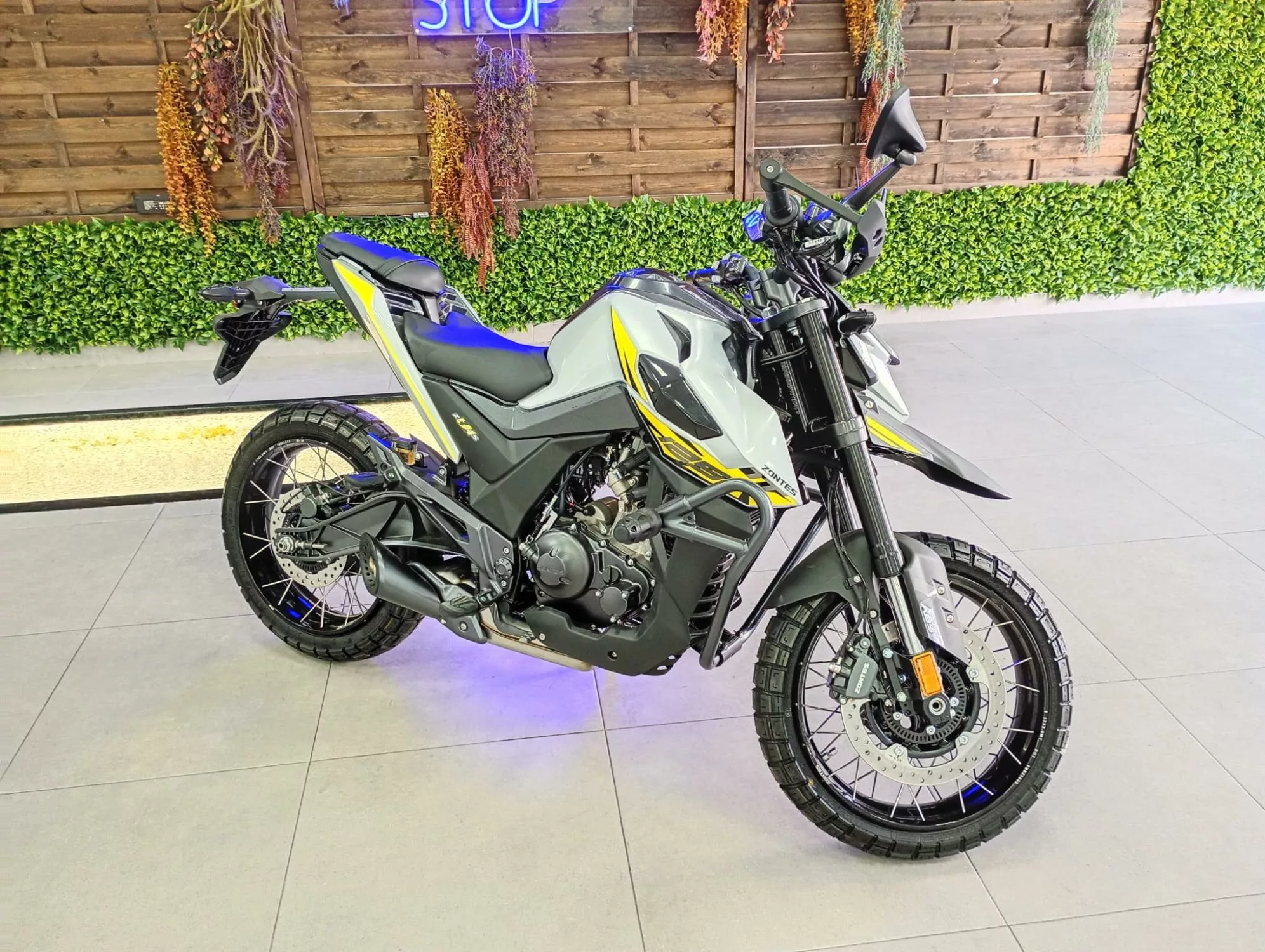 Placeholder Select Dynamic field