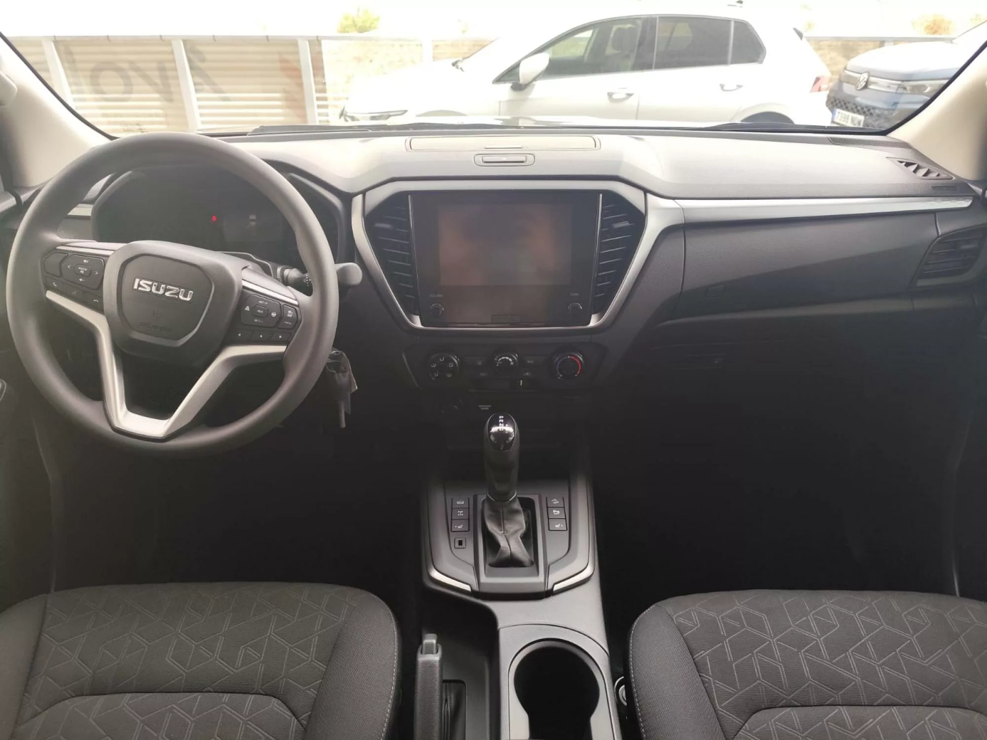 ISUZU N60 BB 4X4 AT N60 BB AUTOMATICO 20 Isuzu N60 BB 4X4 AT Diesel nuevo entrega inmediata Jaén