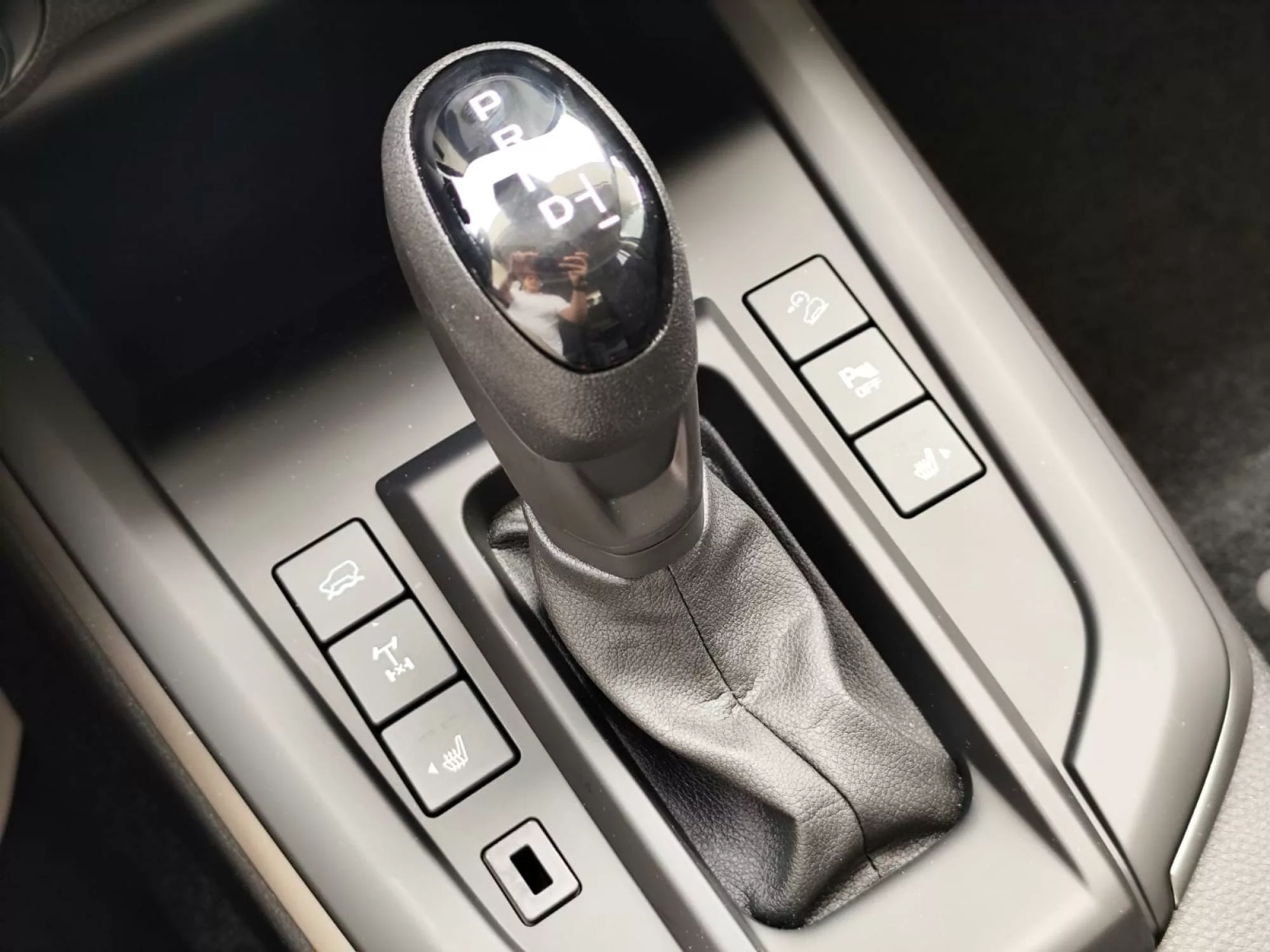 ISUZU N60 BB 4X4 AT N60 BB AUTOMATICO 29 Isuzu N60 BB 4X4 AT Diesel nuevo entrega inmediata Jaén