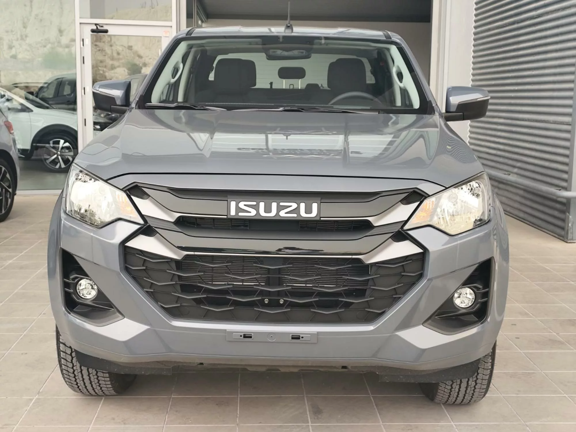 ISUZU N60 BB 4X4 AT N60 BB AUTOMATICO 15 Isuzu N60 BB 4X4 AT Diesel nuevo entrega inmediata Jaén