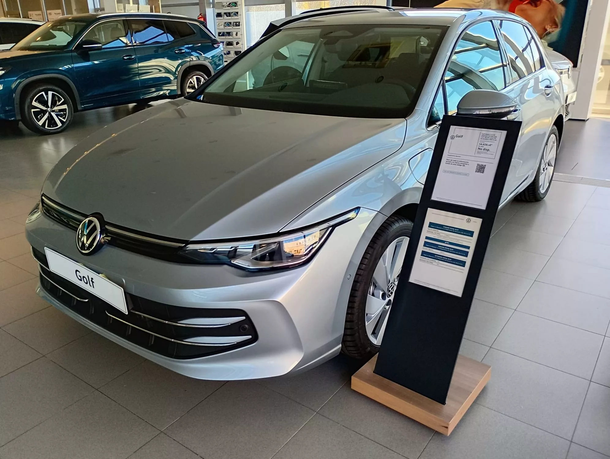 VOLKSWAGEN GOLF GOLF STYLE 1.5 TSI EHYBRID 110 KW (150 CV) / 85 KW (115 CV) AUTOMÁTICO DSG 6 VEL. 2 VOLKSWAGEN GOLF Hibrido enchufable 2025 km 0 Jaén