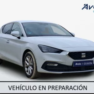 SEAT LEON Gasolina 2025 segunda-mano Jaén