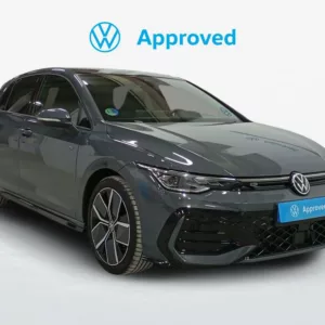 VOLKSWAGEN GOLF Hibrido 2025 segunda-mano Jaén