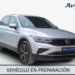 VOLKSWAGEN TIGUAN Gasolina 2022 segunda-mano Jaén
