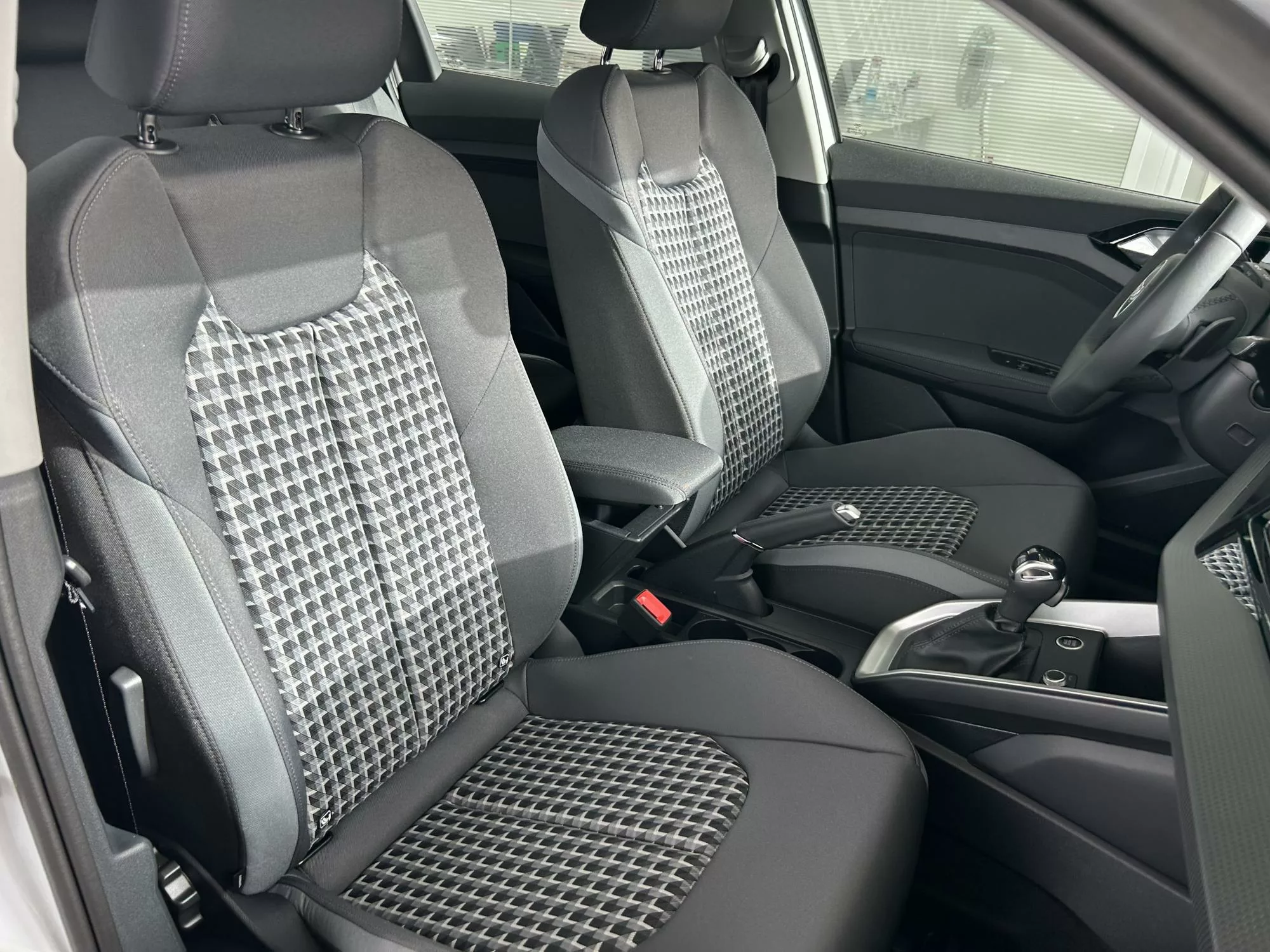 AUDI A1 ALLSTREET 35 TFSI 6 AUDI A1 Gasolina nuevo entrega inmediata Jaén