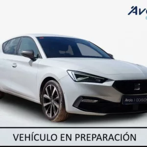 SEAT LEON Gasolina 2021 segunda-mano Jaén