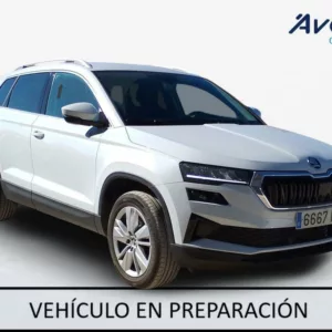 SKODA KAROQ Gasolina 2025 segunda-mano Jaén