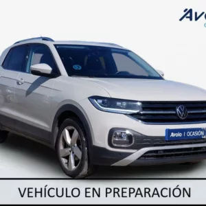 VOLKSWAGEN T-CROSS Gasolina 2023 segunda-mano Jaén