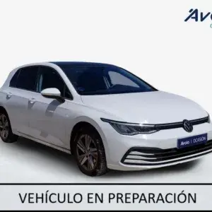 VOLKSWAGEN GOLF Hibrido 2022 segunda-mano Jaén