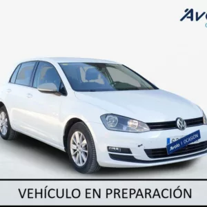 VOLKSWAGEN GOLF Gasolina 2013 segunda-mano Jaén