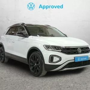 VOLKSWAGEN T-ROC Gasolina 2023 segunda-mano Jaén