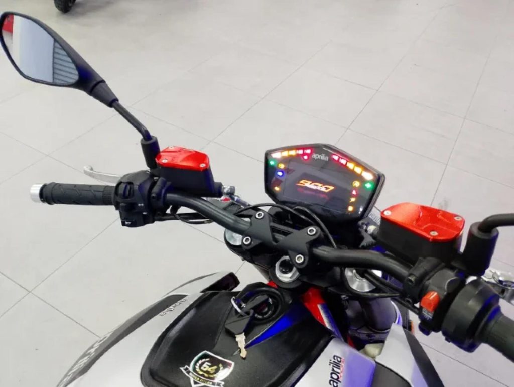 APRILIA SHIVER 900 Gasolina 2017 segunda-mano Granada