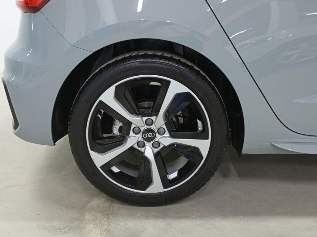 AUDI A1 SPORTBACK Gasolina 2022 segunda-mano Jaén