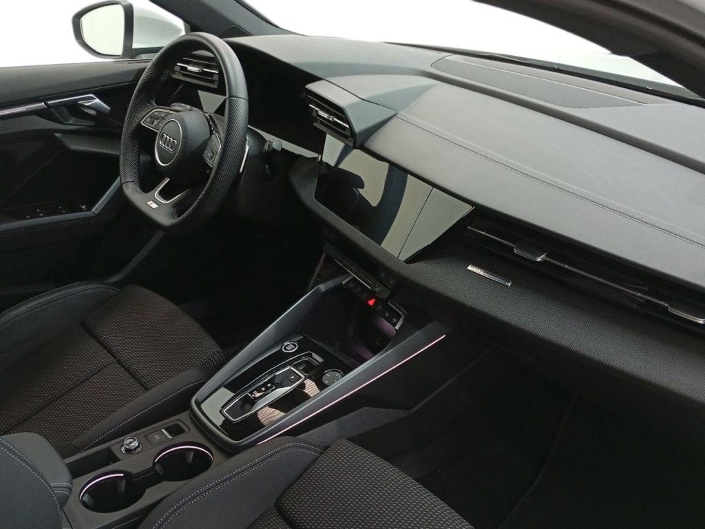 AUDI A3 Hibrido 2025 km 0 Jaén