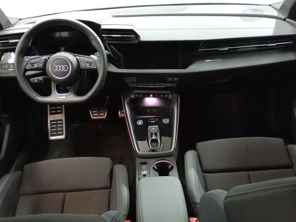 AUDI A3 Hibrido 2025 km 0 Jaén