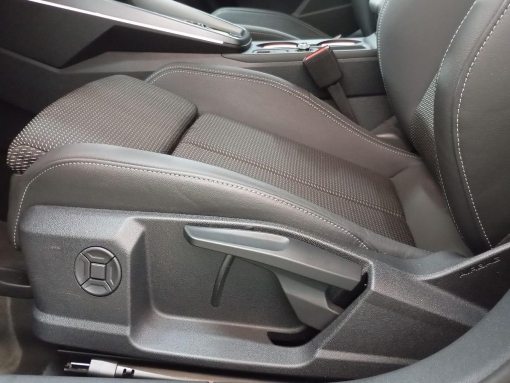 AUDI A3 SPORTBACK Diesel 2025 segunda-mano Jaén
