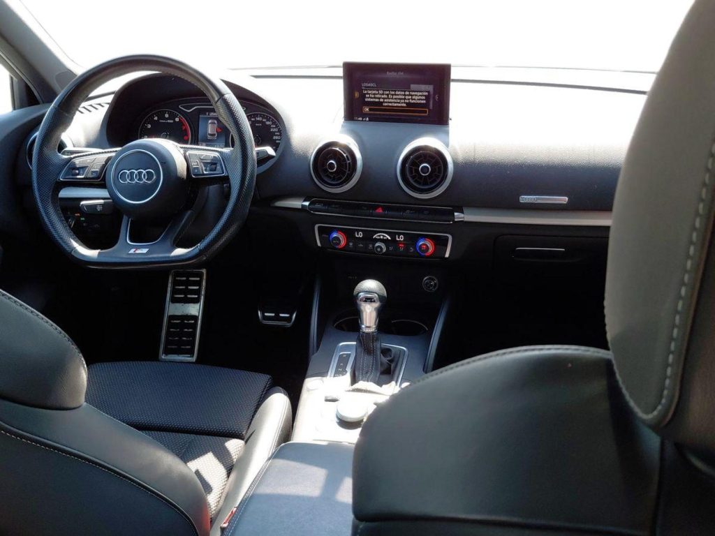 AUDI A3 SPORTBACK Gasolina 2019 segunda-mano Jaén