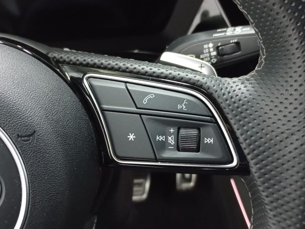 AUDI A3 SPORTBACK Hibrido 2025 km 0 Jaén