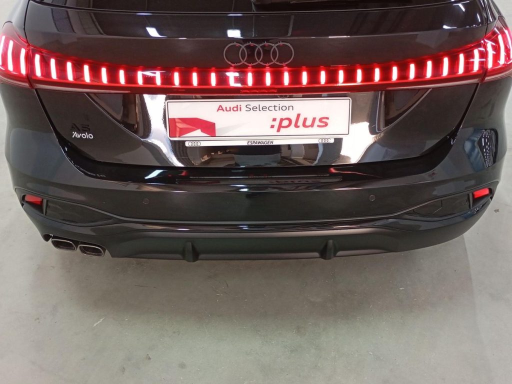 AUDI A5 AVANT Hibrido 2025 km 0 Jaén
