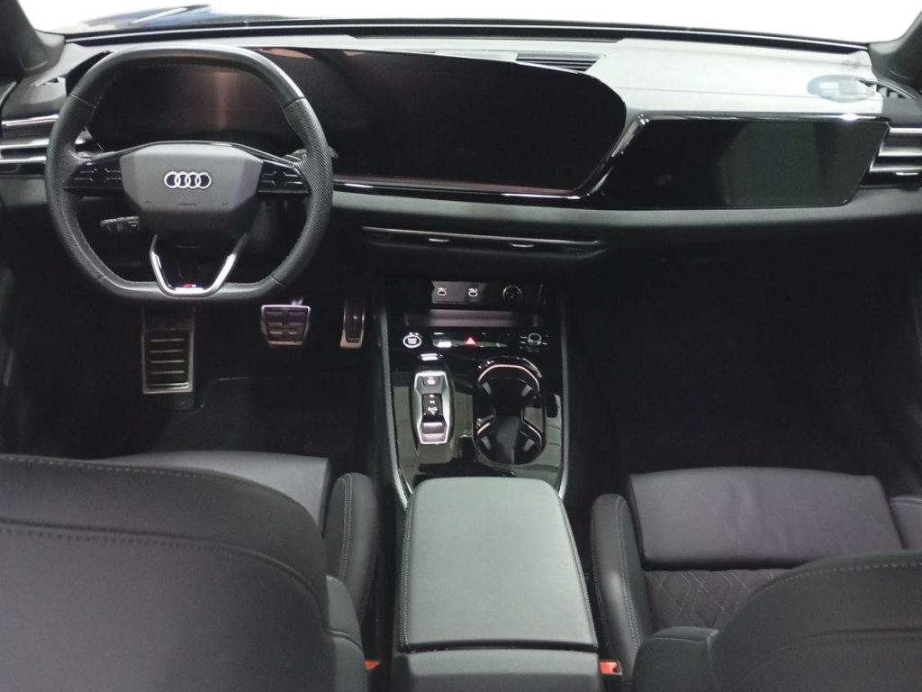 AUDI A5 AVANT Hibrido 2025 km 0 Jaén