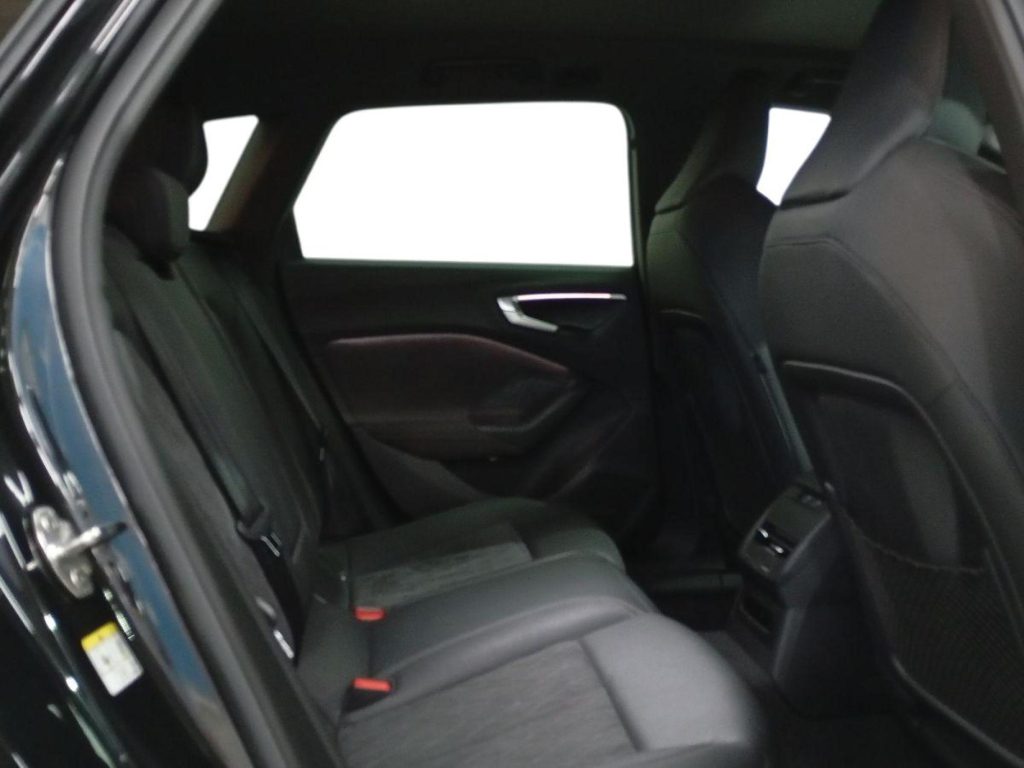 AUDI A5 AVANT Hibrido 2025 km 0 Jaén