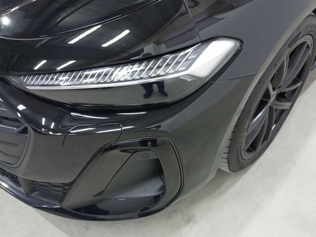 AUDI A5 AVANT Hibrido 2025 km 0 Jaén