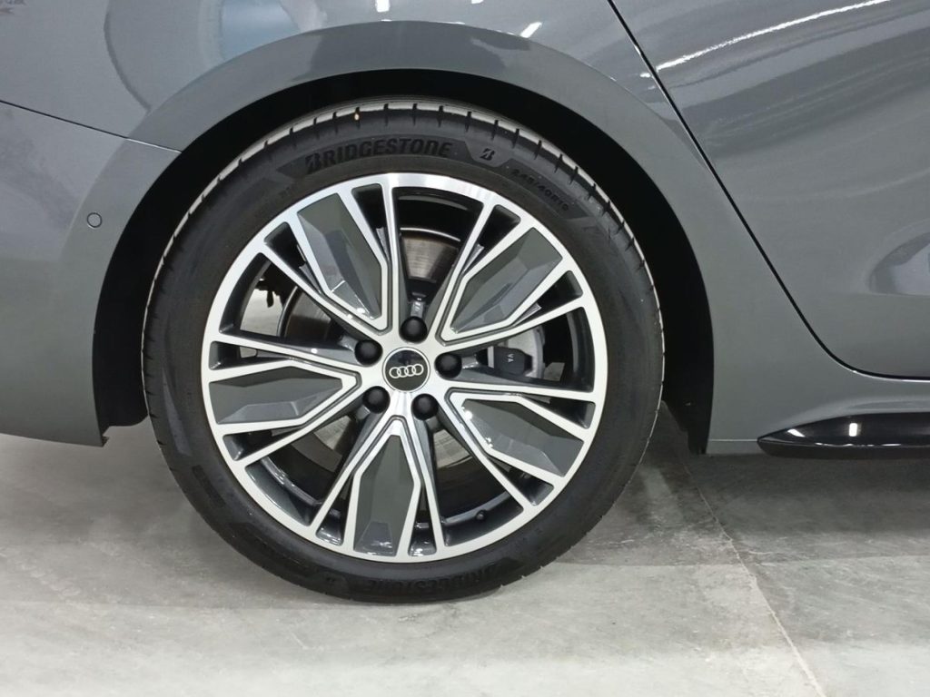 AUDI A5 Hibrido 2024 km 0 Jaén