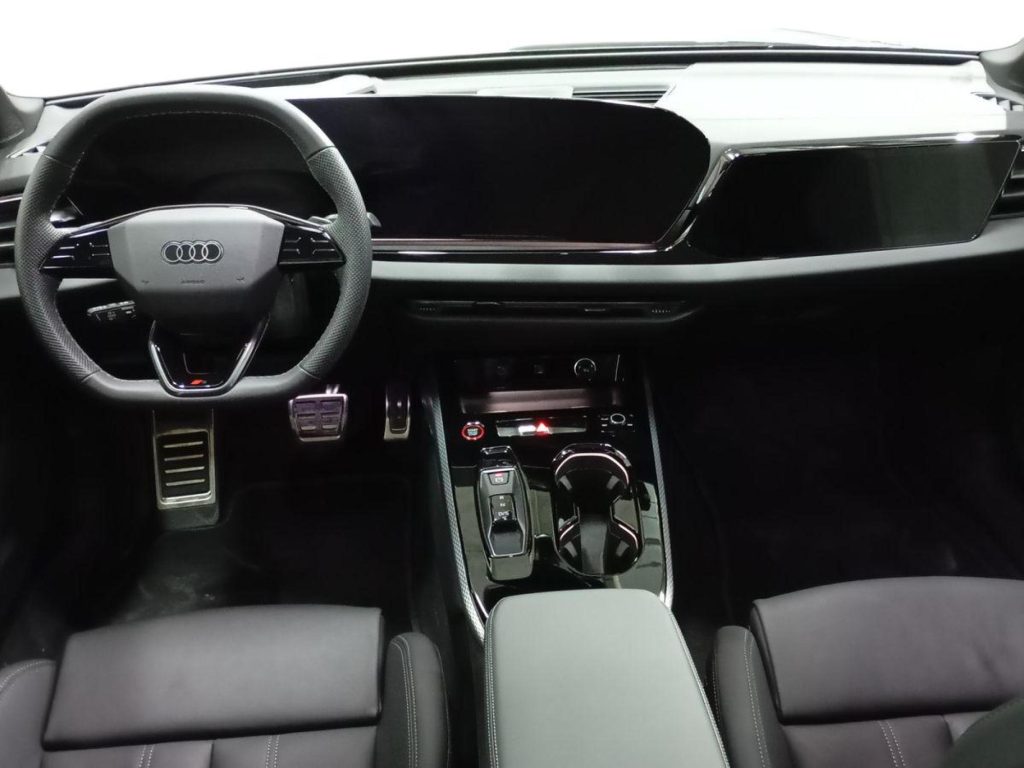 AUDI A5 Hibrido 2024 km 0 Jaén