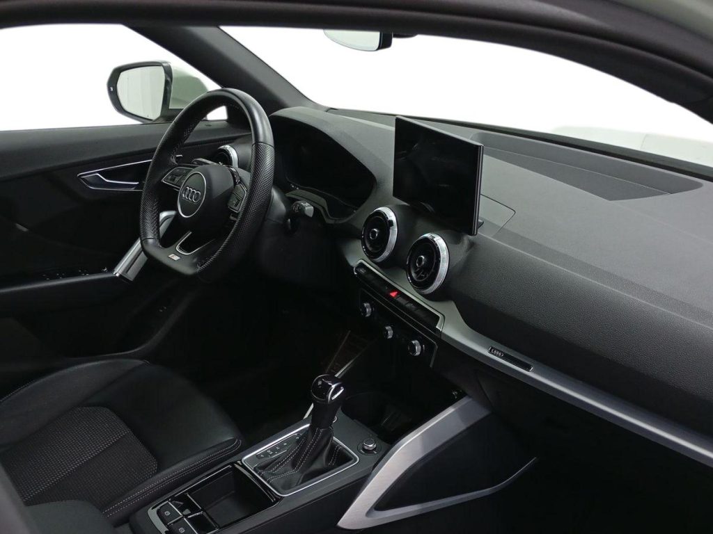 AUDI Q2 Diesel 2025 km 0 Jaén