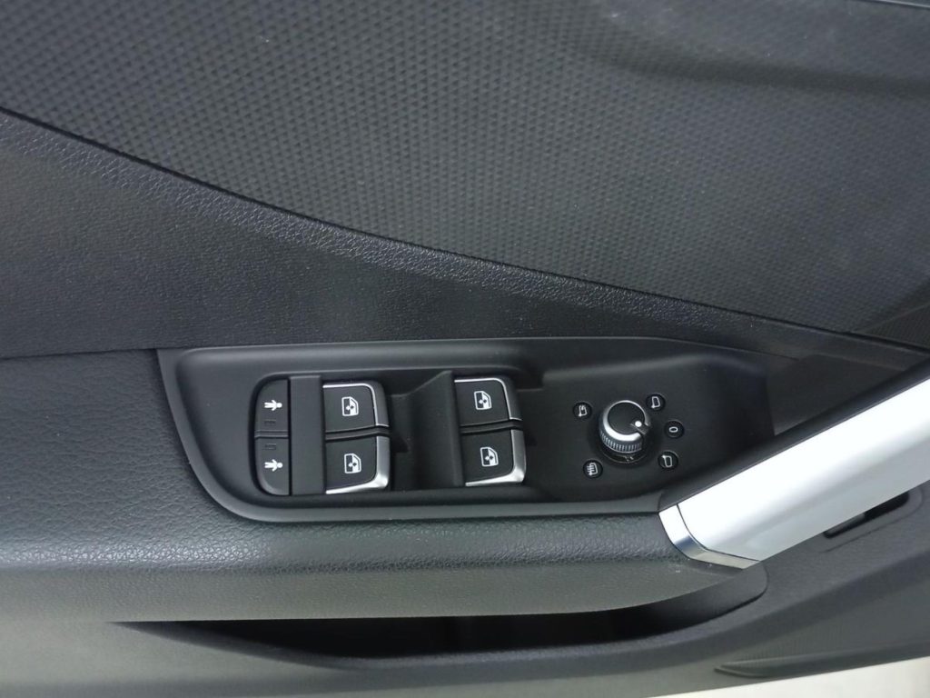 AUDI Q2 Diesel 2025 km 0 Jaén