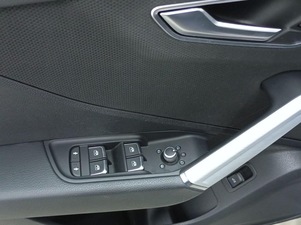 AUDI Q2 Diesel 2025 km 0 Jaén