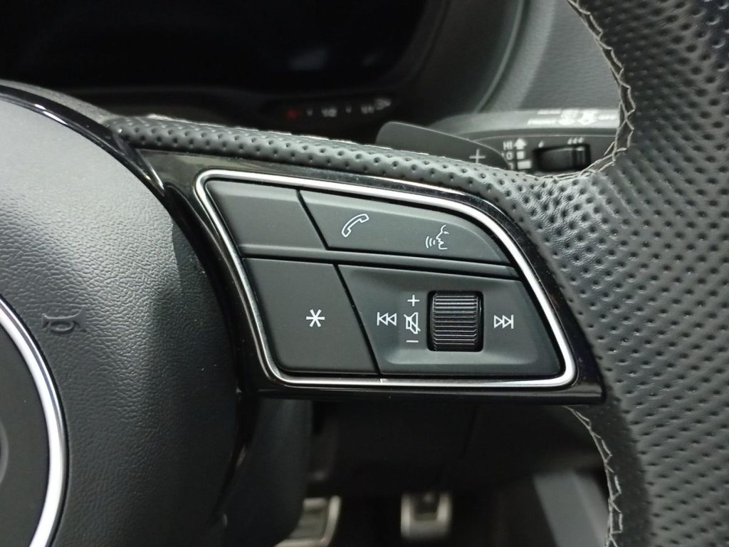 AUDI Q2 Diesel 2025 km 0 Jaén